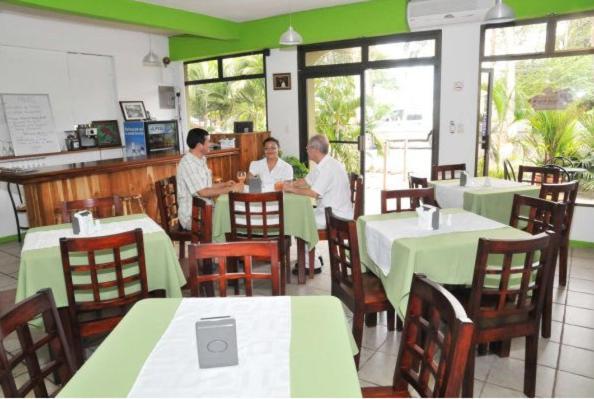 Hotel Santa Ana Liberia Airport Екстер'єр фото