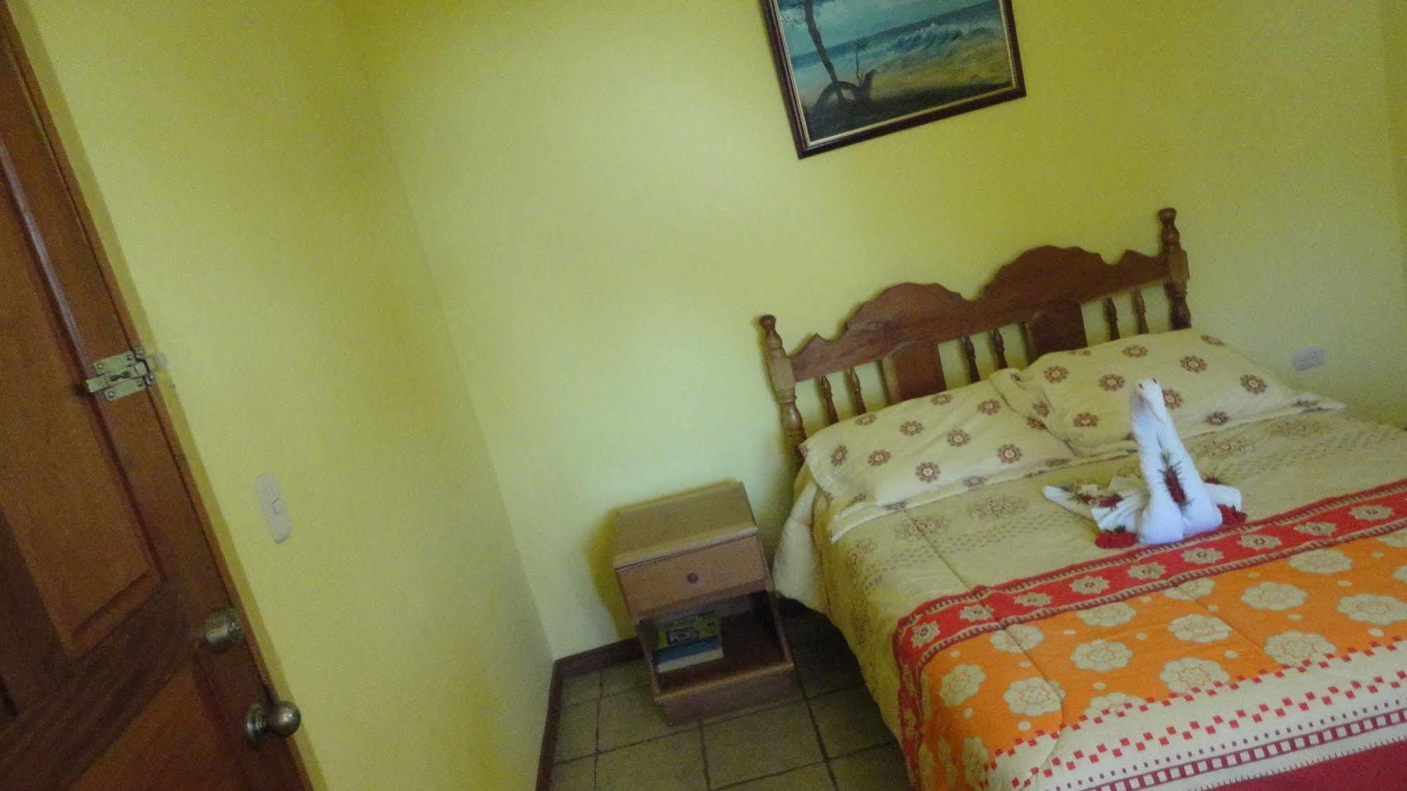 Hotel Santa Ana Liberia Airport Екстер'єр фото