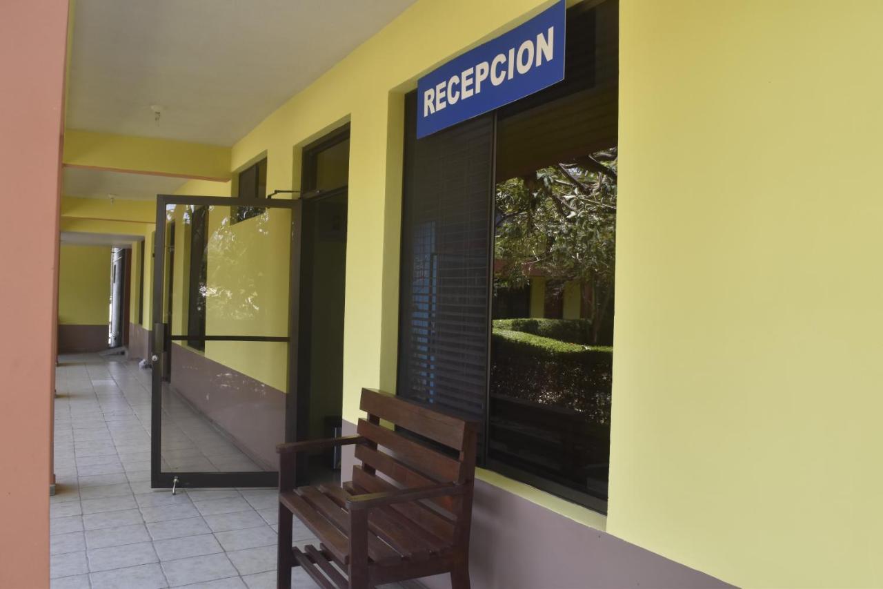 Hotel Santa Ana Liberia Airport Екстер'єр фото